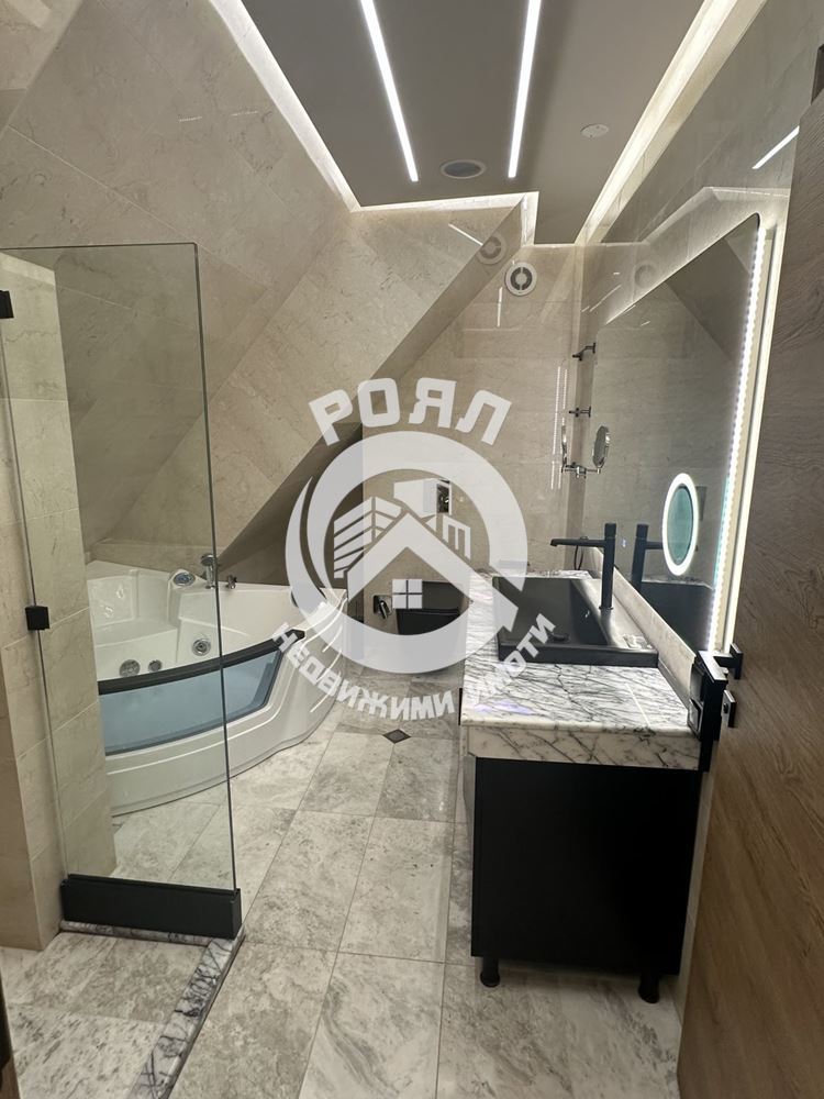 Роял имоти продава луксозен мезонет в сърцето на град Пловдив - 0