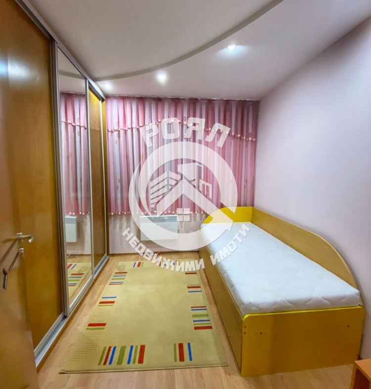 Роял Имот отдава под наем многостаен апартамент, Западен, Пловдив - 0