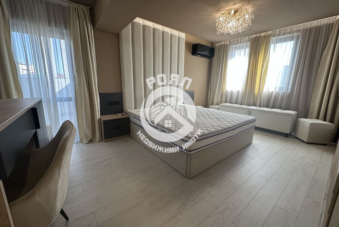 Роял имоти продава луксозен мезонет в сърцето на град Пловдив - 0