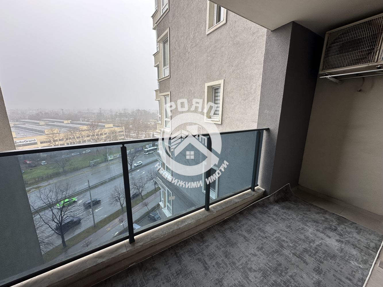 Роял Имоти продава Ексклузивно луксозен, тристаен апартамент в Томов плаза, Тракия, Пловдив - 0