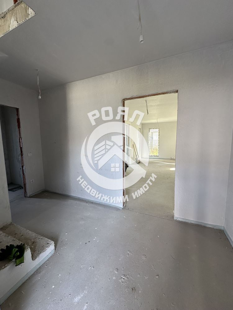 Роял Имоти продава Ексклузивно двуетажна къща в Беломорски, Пловдив - 0