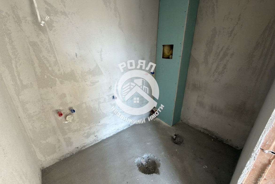 Роял Имоти продава двуетажна къща пред Акт 16 в с. Първенец - 0