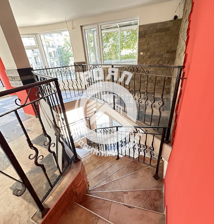 Роял Имоти продава Заведение - Ресторант в кв.Христо Смирненски, Пловдив - 0