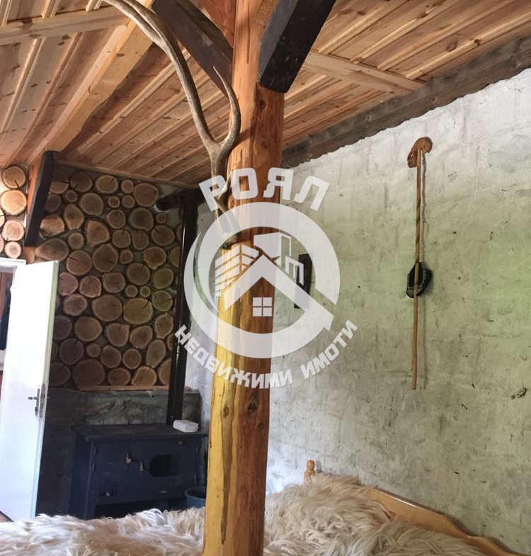 Роял имоти продава къща в с. Глогино, област Смолян - 0