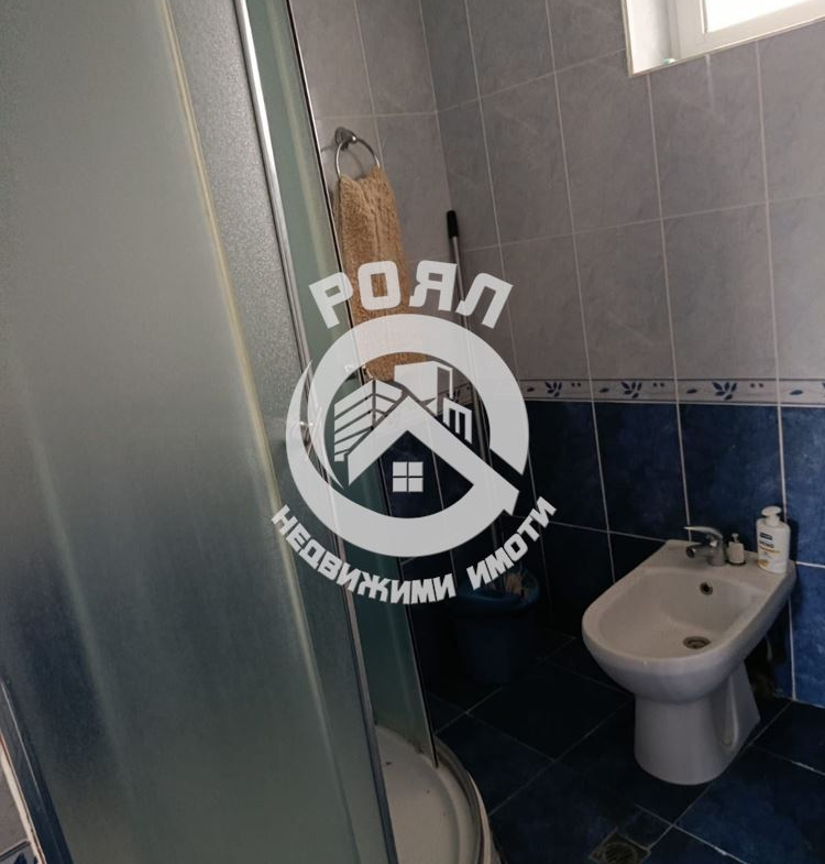 Роял имоти продава двуетажна къща с двор в с.Ясно Поле, Пловдив - 0