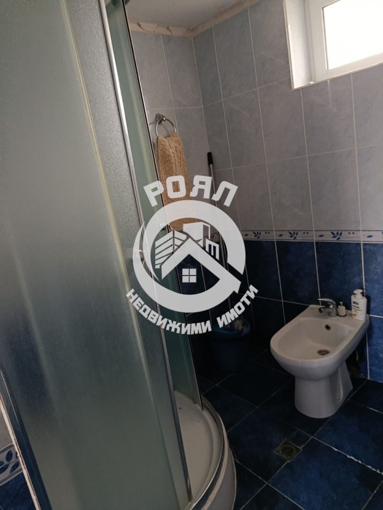 Роял имоти продава двуетажна къща с двор в с.Ясно Поле, Пловдив - 0