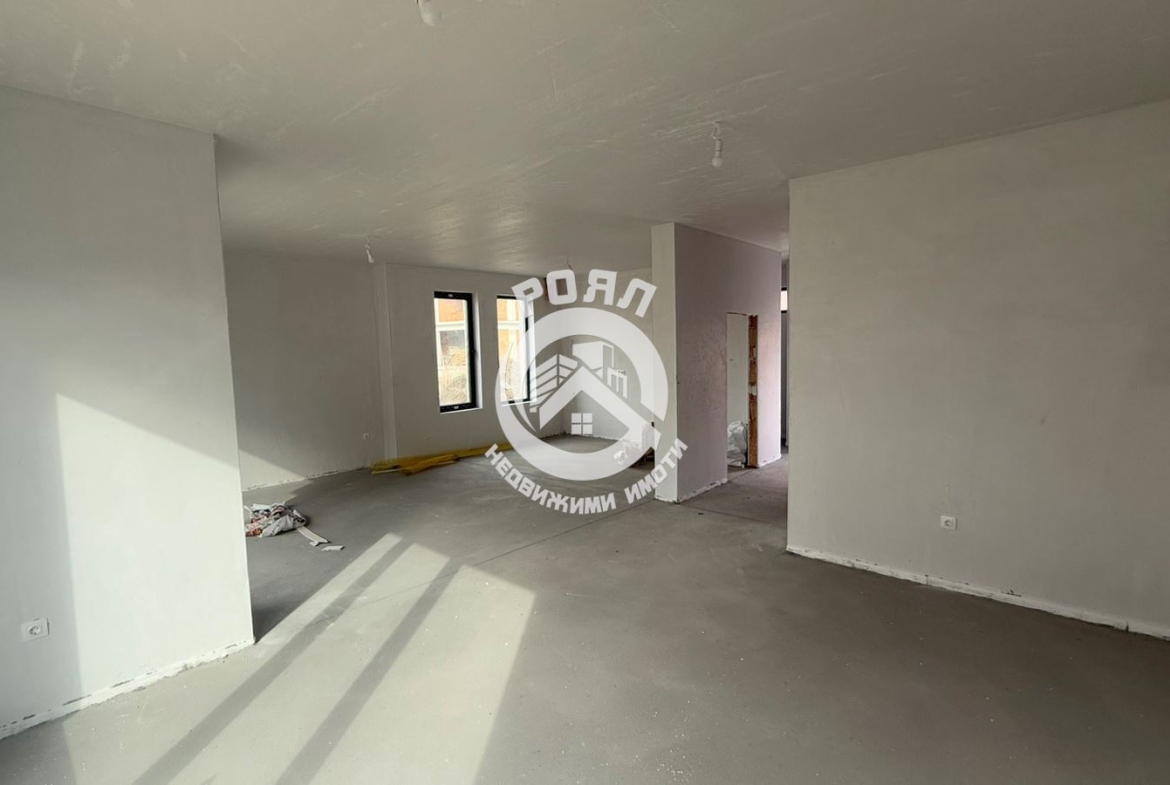 Роял имоти продава къща в кв Беломорски, Пловдив - 0