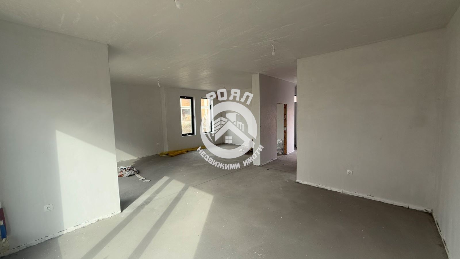 Роял имоти продава къща в кв Беломорски, Пловдив - 0