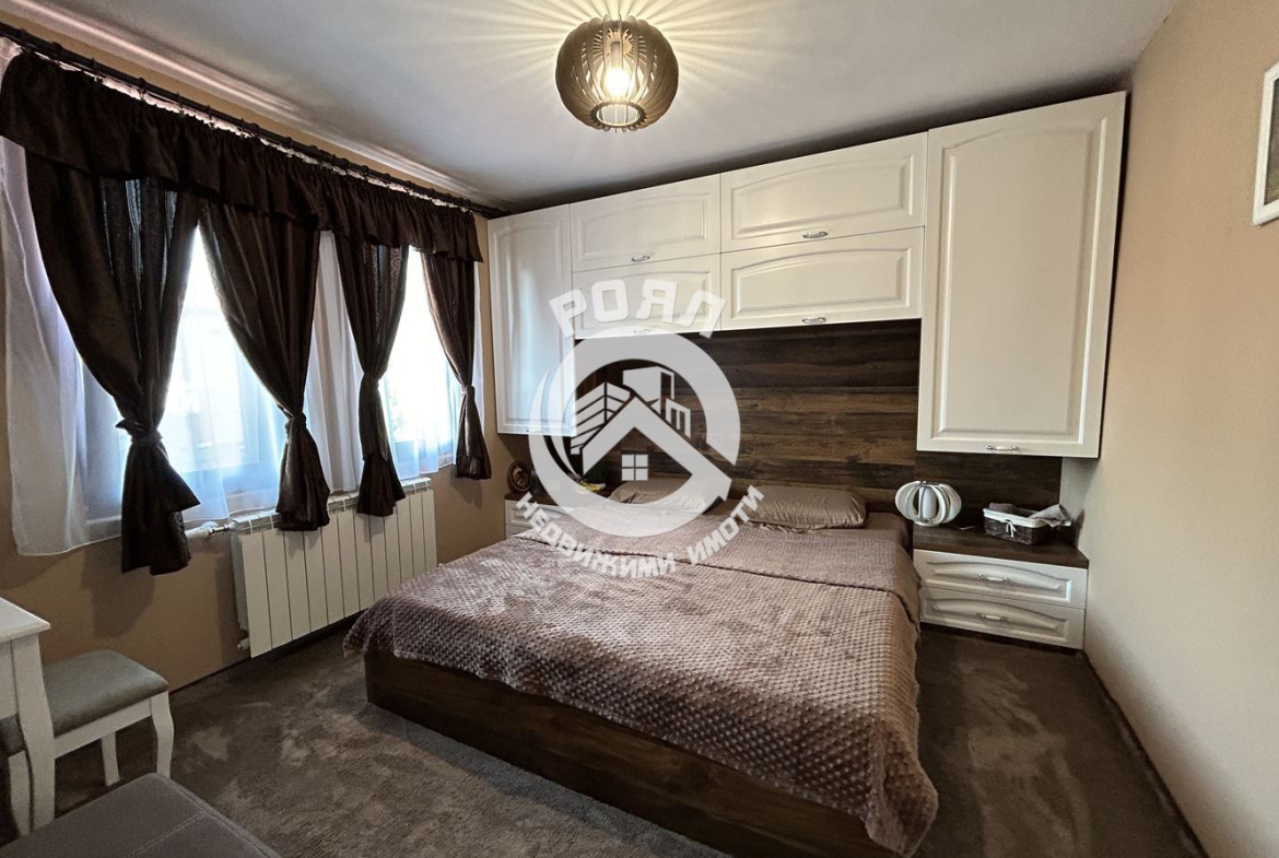 Роял Имоти продава Ексклузивно къща в гр.Копривщица - 0