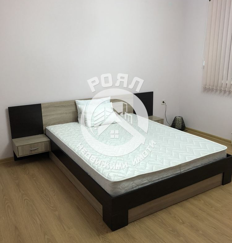 Роял имоти продава тристаен апартамент в гр.Първомай - 0