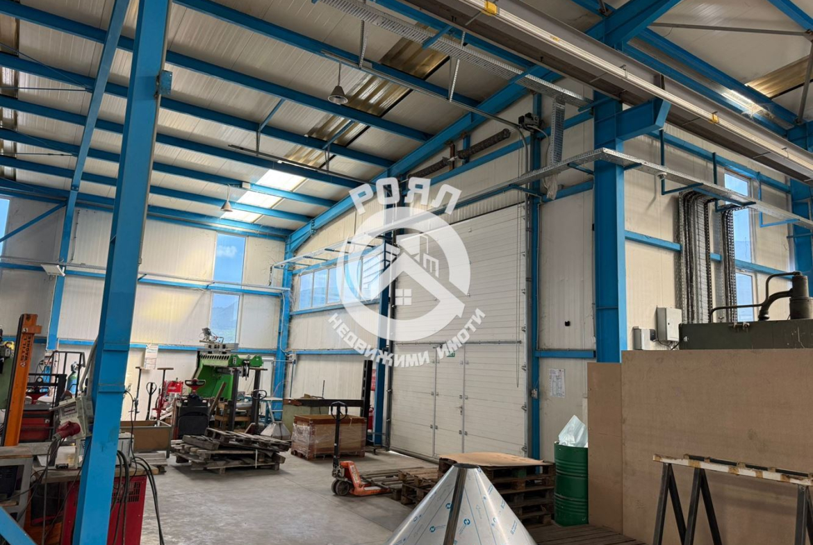 Роял имоти продава Промишлени имоти в гр Куклен - 0