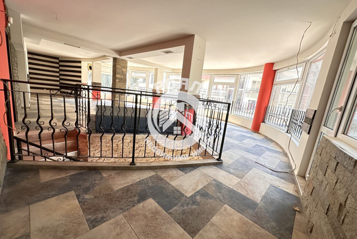 Роял Имоти продава Заведение - Ресторант в кв.Христо Смирненски, Пловдив - 0