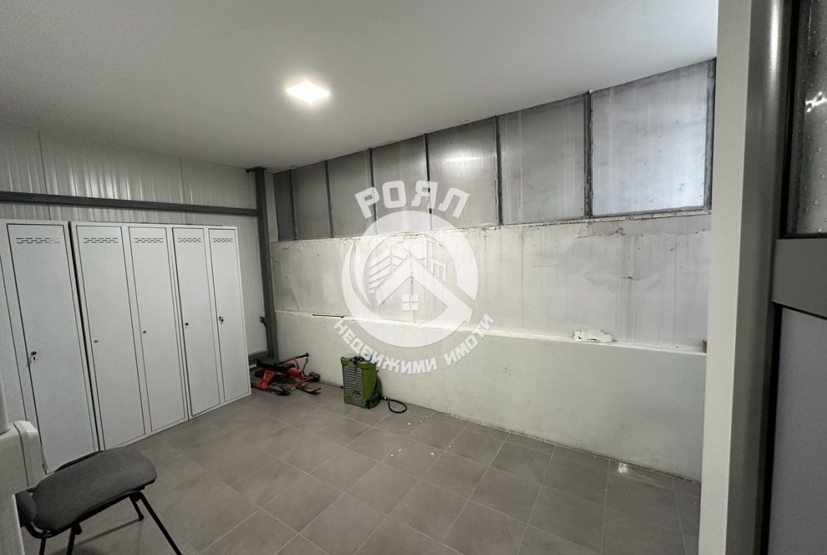 Роял Имоти отдава под наем Промишлено помещение с офис в гр.Стамболийски - 0