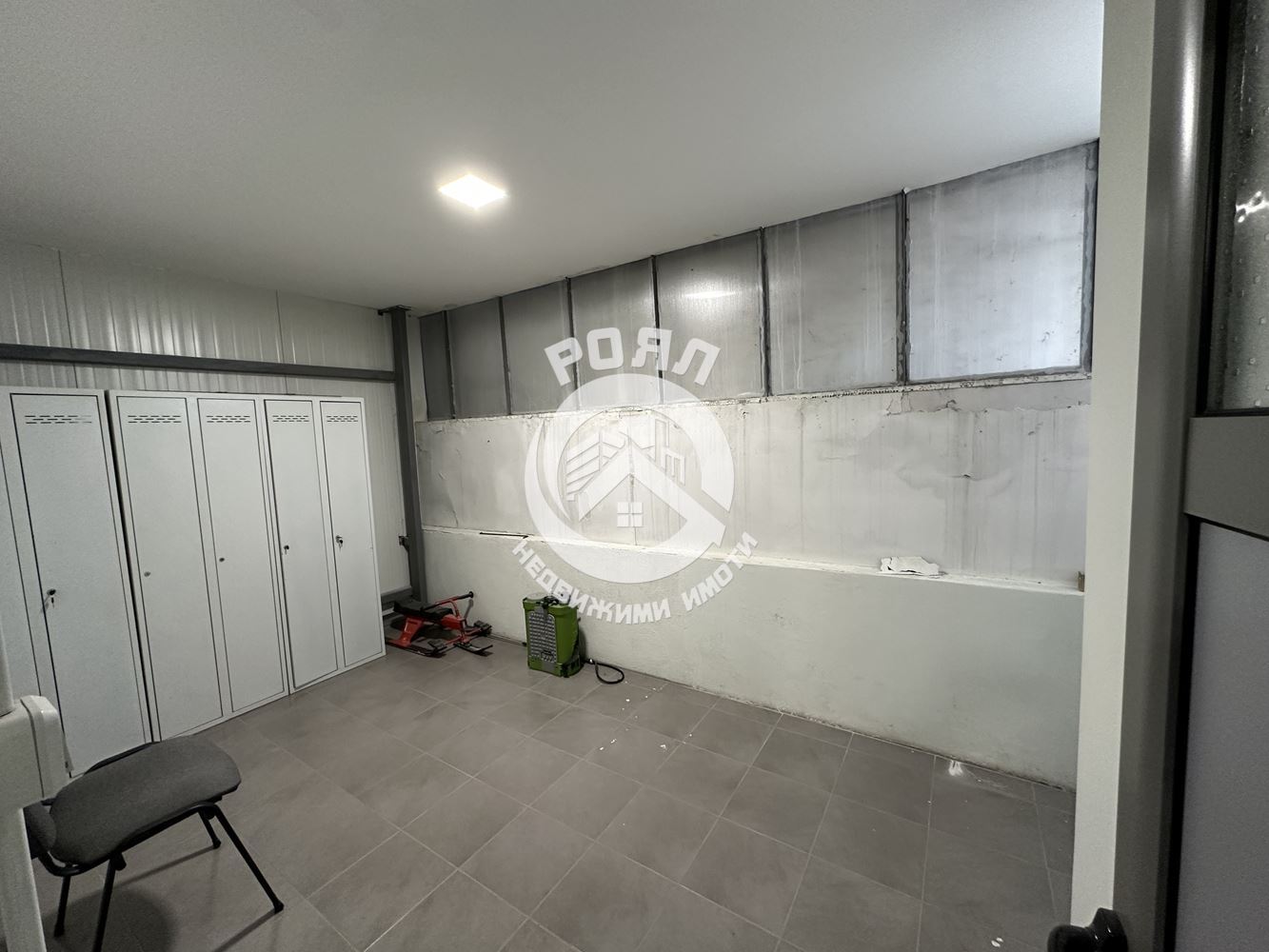 Роял Имоти отдава под наем Промишлено помещение с офис в гр.Стамболийски - 0