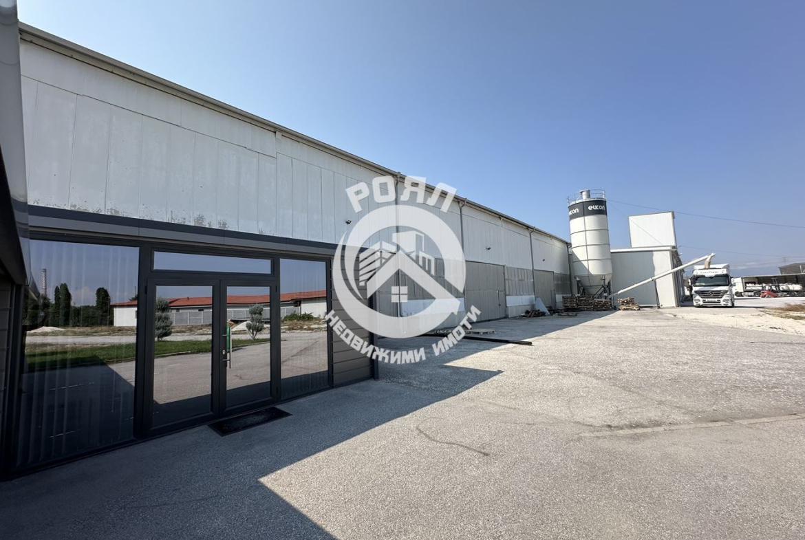 Роял Имоти отдава под наем Промишлено помещение с офис в гр.Стамболийски - 0