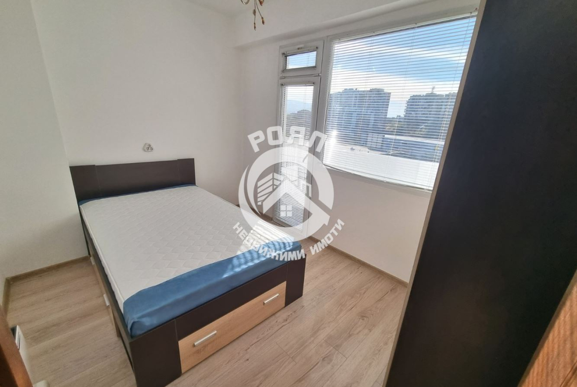 Роял имоти отдава под наем тристаен апартамент, Кючук Париж, Пловдив - 0