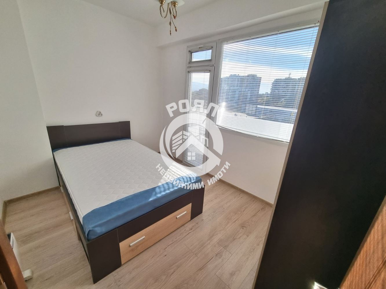 Роял имоти отдава под наем тристаен апартамент, Кючук Париж, Пловдив - 0