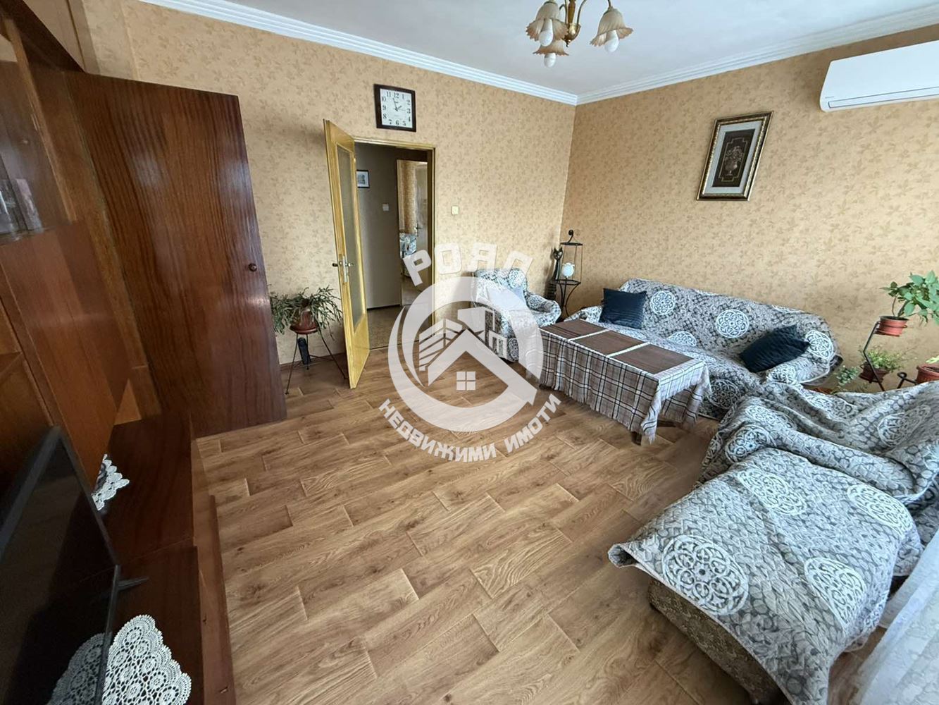 Роял имоти продава тристаен апартамент, Кючук Париж, Пловдив - 0