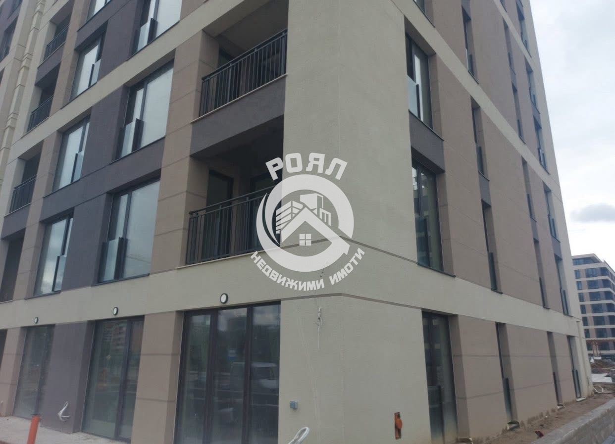 Роял имоти продава двустаен апартамент, с акт 16, комплекс от затворен тип, Тракия, Пловдив - 0