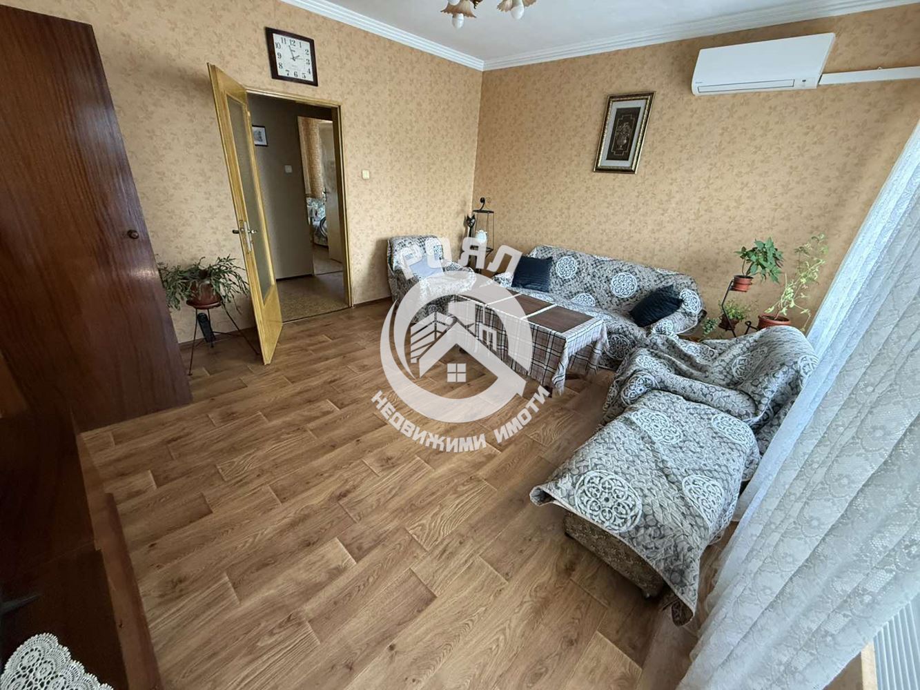 Роял имоти продава тристаен апартамент, Кючук Париж, Пловдив - 0