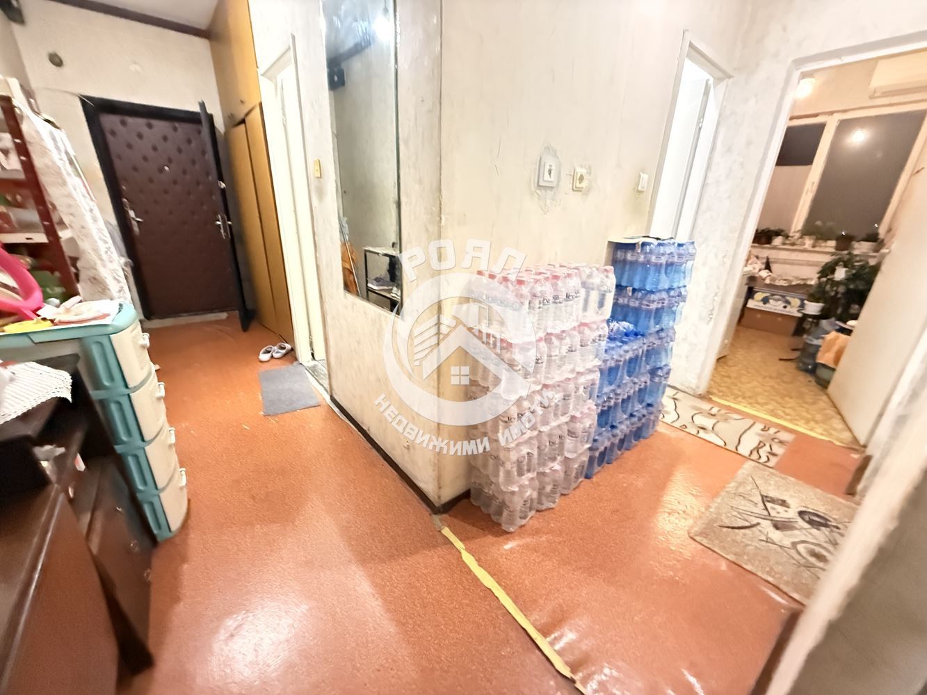 Роял Имоти продава многостаен апартамент в кв.Тракия, Пловдив - 0