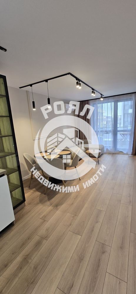 Роял имоти продава двустаен, обзаведен апартамент в Остромила, Пловдив - 0