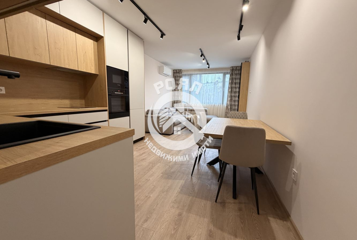 Двустаен обзаведен под наем до медицинския факултет ,Пловдив - 0