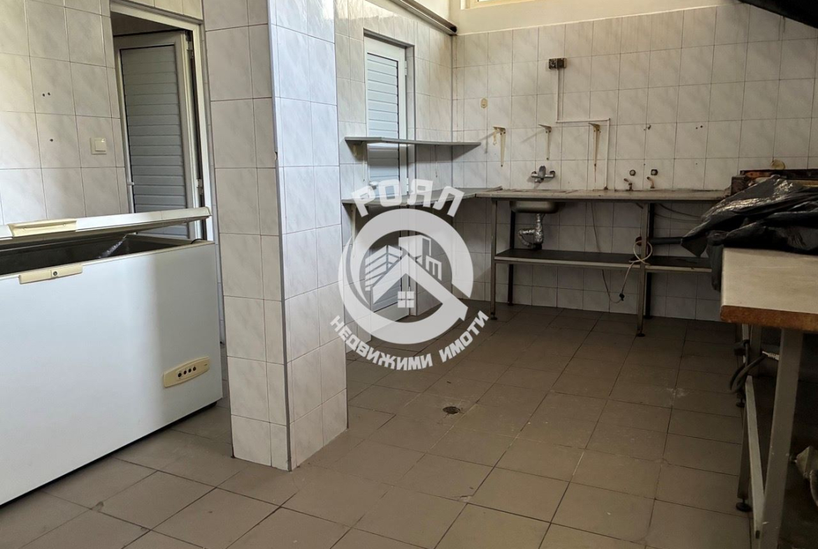 Роял Имоти продава Заведение - Ресторант в кв.Христо Смирненски, Пловдив - 0