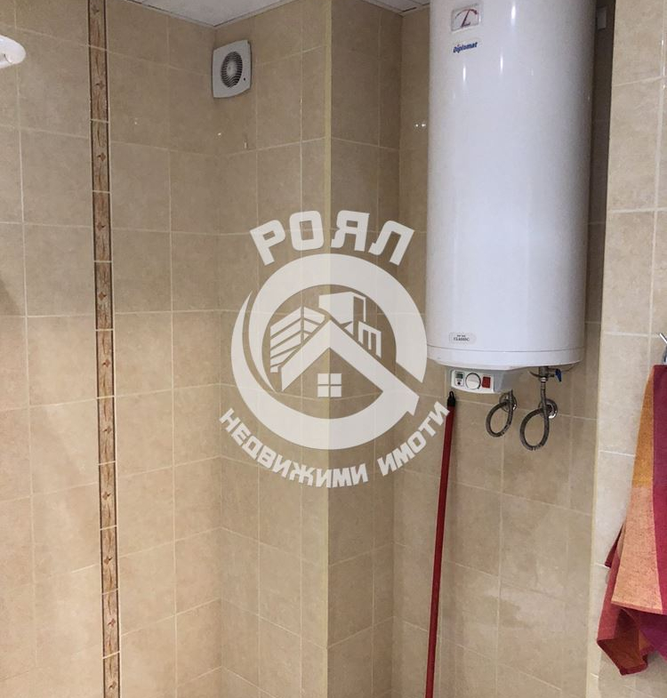 Роял имоти продава тристаен апартамент в гр.Първомай - 0