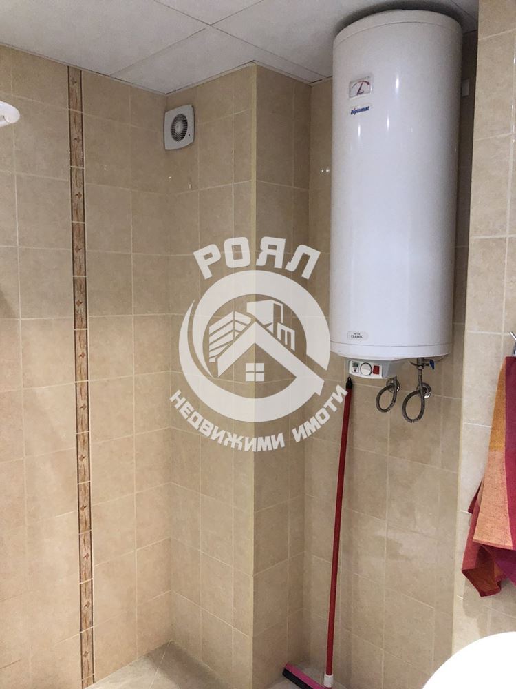 Роял имоти продава тристаен апартамент в гр.Първомай - 0