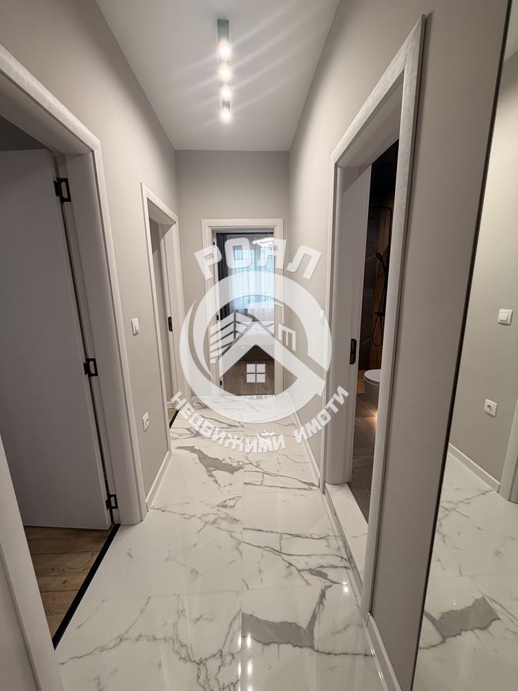 Роял имоти отдава страхотен луксозно обзаведен апартамент Кършияка,Пловдив - 0