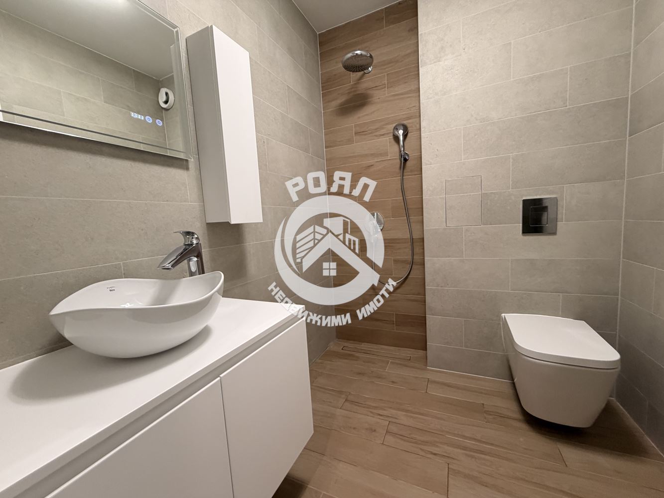 Двустаен обзаведен под наем до медицинския факултет ,Пловдив - 0