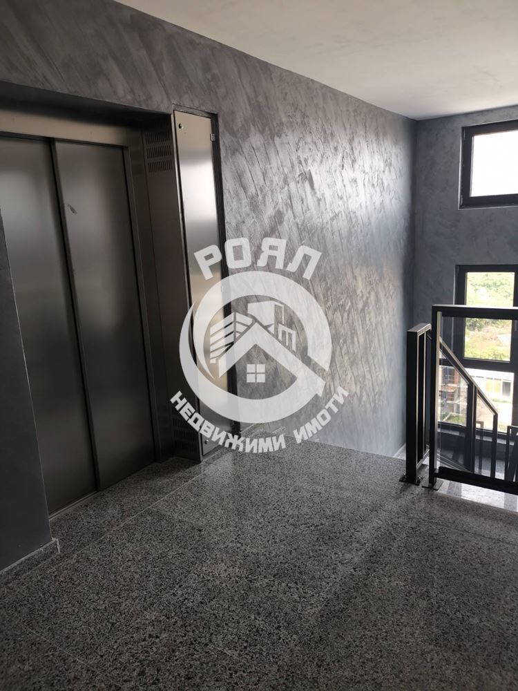 Роял имоти продава Ексклузивно многостаен апартамент, с акт 16, Кючук париж, Пловдив - 0