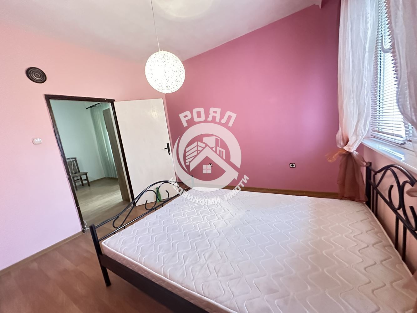 Роял Имоти продава тристаен апартамент, Център, Пловдив - 0