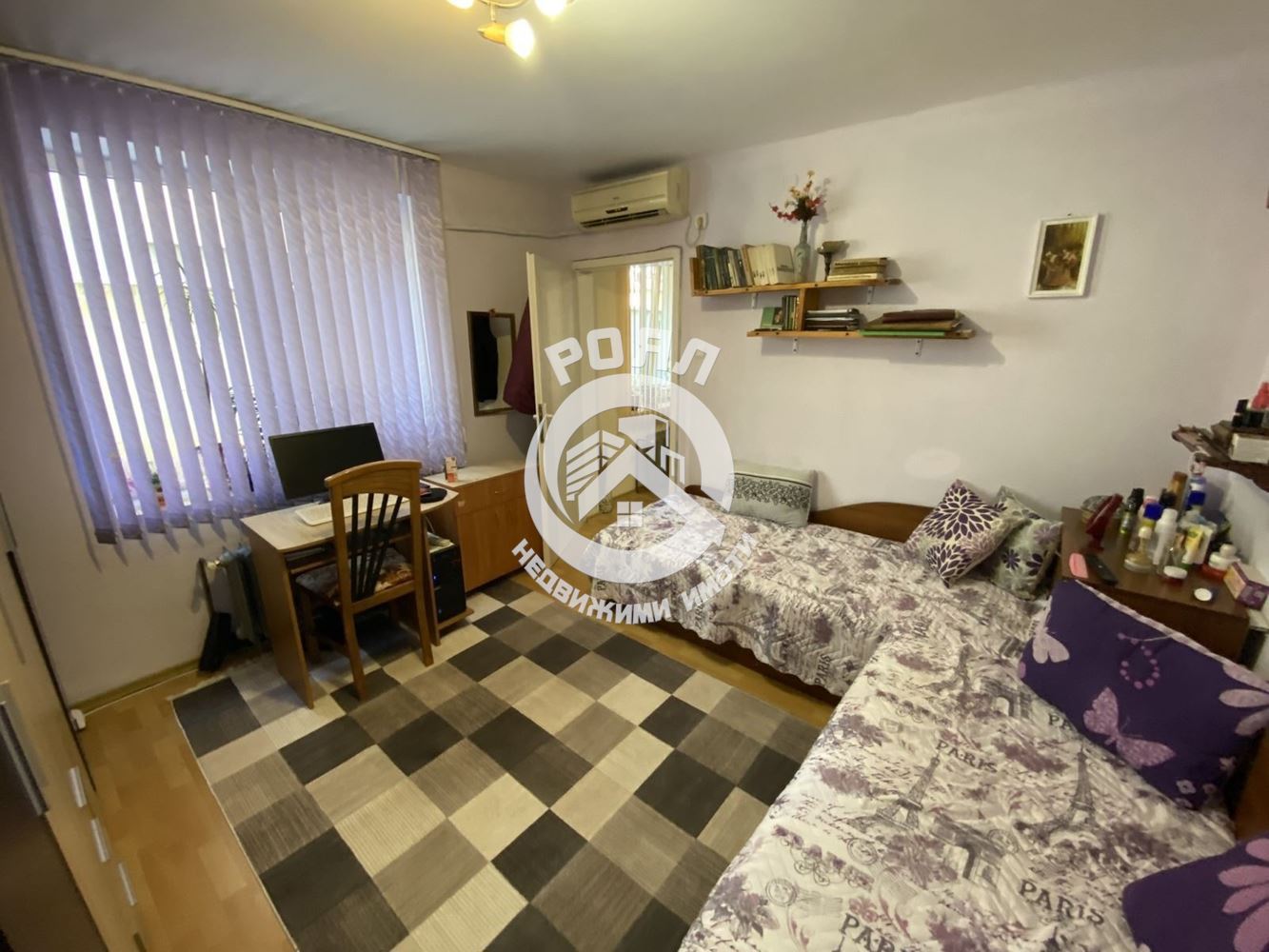 Роял имоти продава два етажа от къща,гр Асеновград,кв.Изток - 0