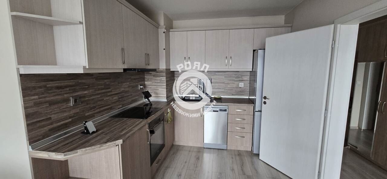 Роял имоти дава под наем 2-стаен апартамент,гр Пловдив,кв Кършияка - 0