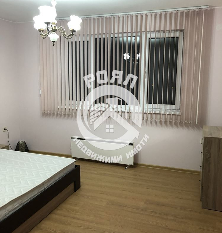 Роял имоти продава тристаен апартамент в гр.Първомай - 0