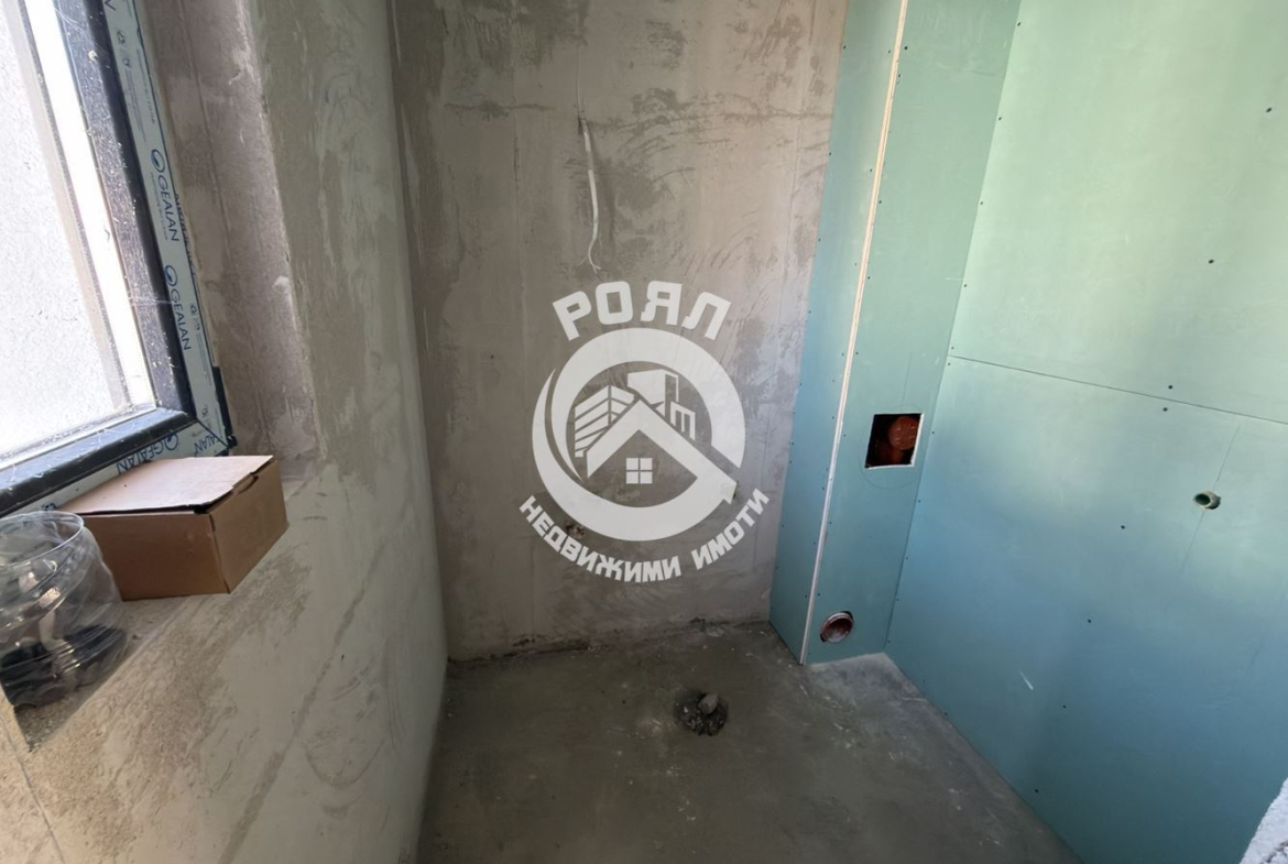 Роял Имоти продава двуетажна къща пред Акт 16 в с. Първенец - 0