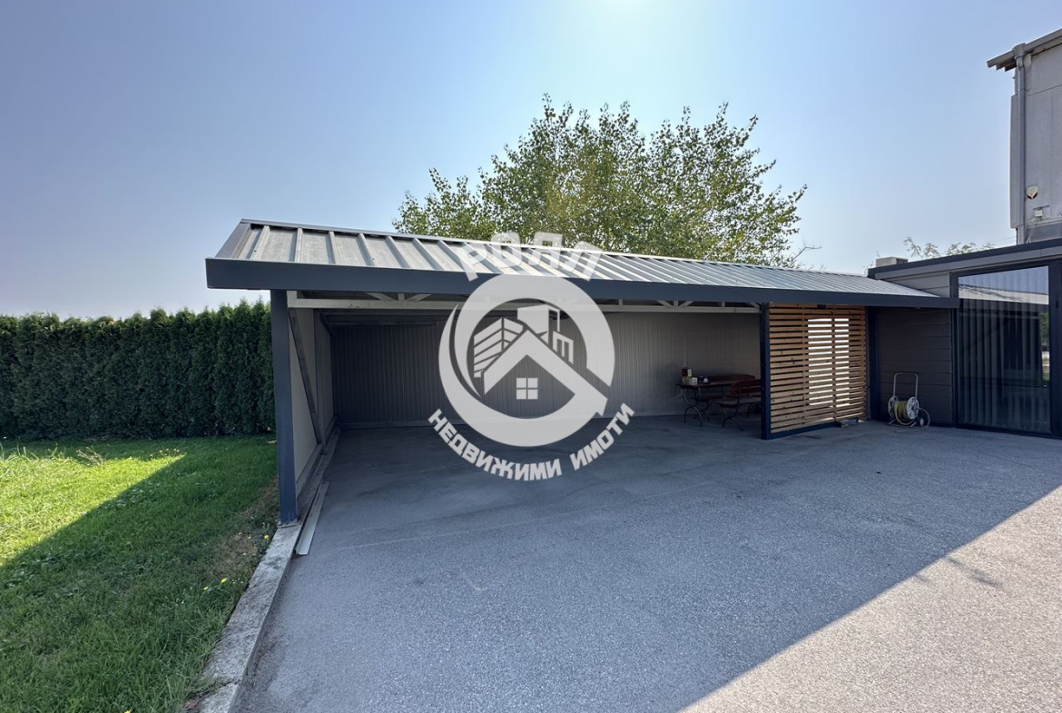 Роял Имоти отдава под наем Промишлено помещение с офис в гр.Стамболийски - 0