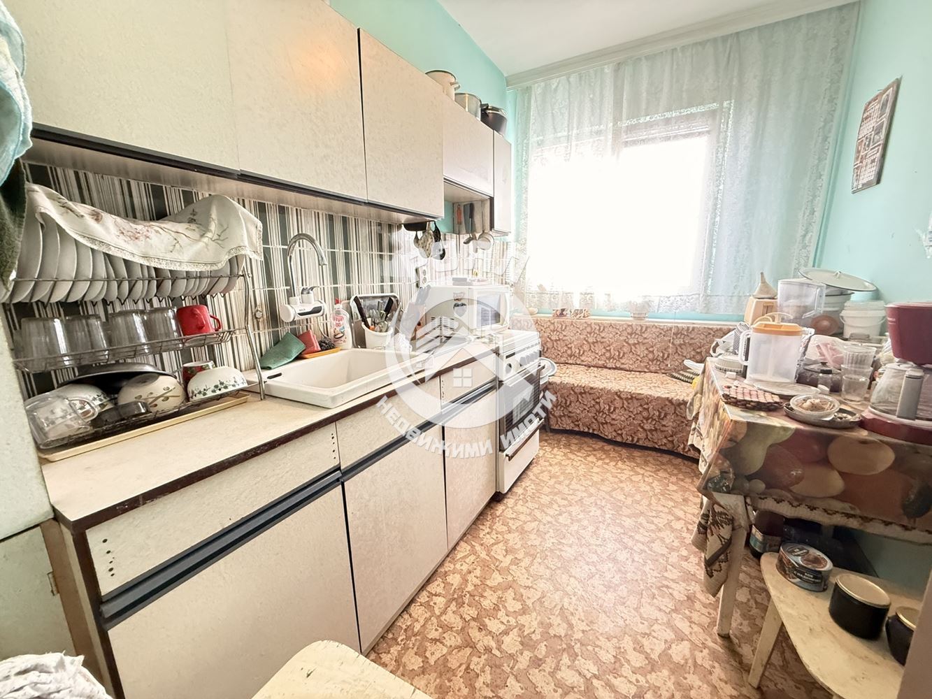 Роял Имоти продава Ексклузивно двустаен апартамент, кв.Кючук Париж, Пловдив - 0