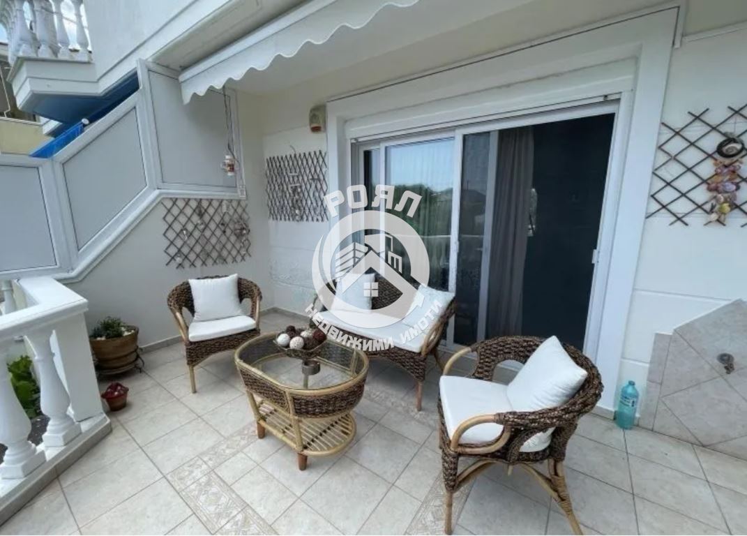 Елегантна обзаведена мезонета с градина близо до морето – Неа Ираклица - 0