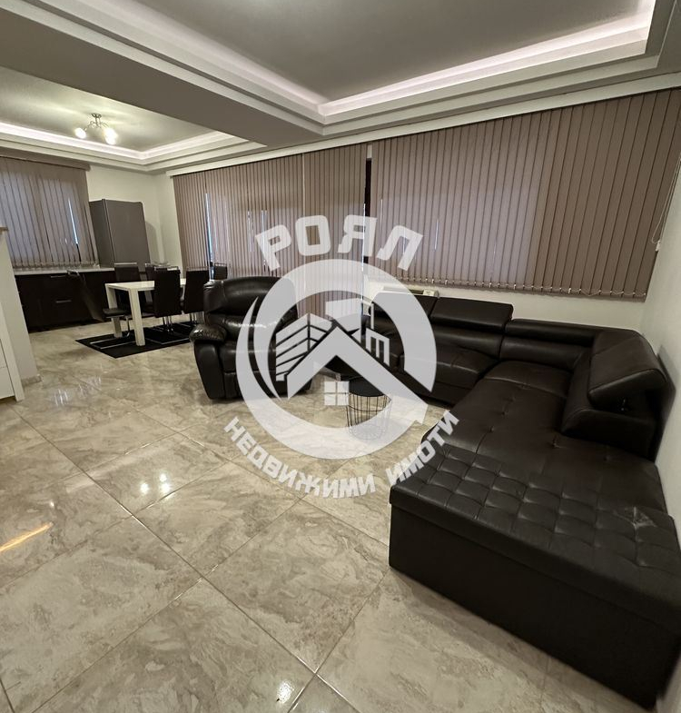 Роял Имоти продава обзаведена къща с 4 спални в село Брестник ,Пловдив - 0