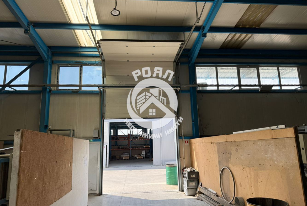 Роял имоти продава Промишлени имоти в гр Куклен - 0