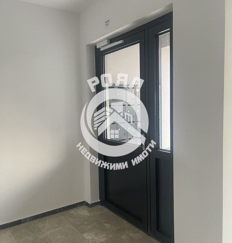 Роял имоти продава 3-стаен апартамент,гр Пловдив,кв Тракия - 0