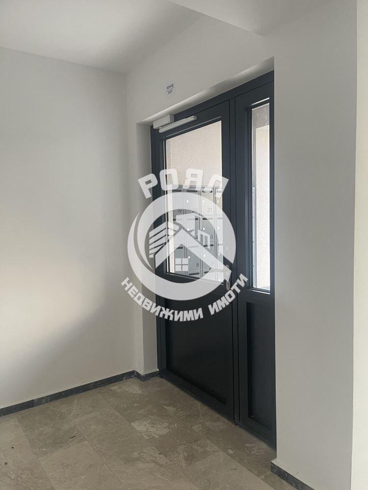 Роял имоти продава 3-стаен апартамент,гр Пловдив,кв Тракия - 0