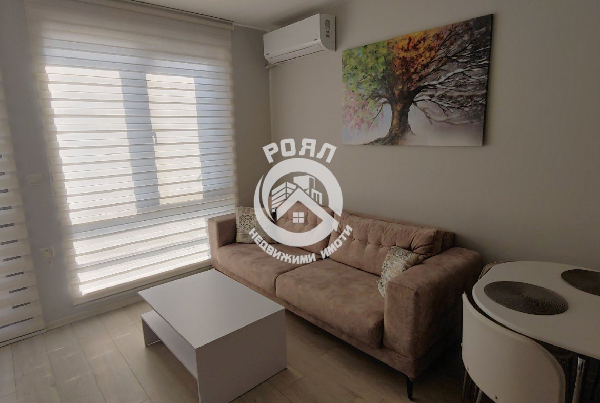 Роял имоти продава двустаен, обзаведен апартамент в кв Южен, Пловдив - 0