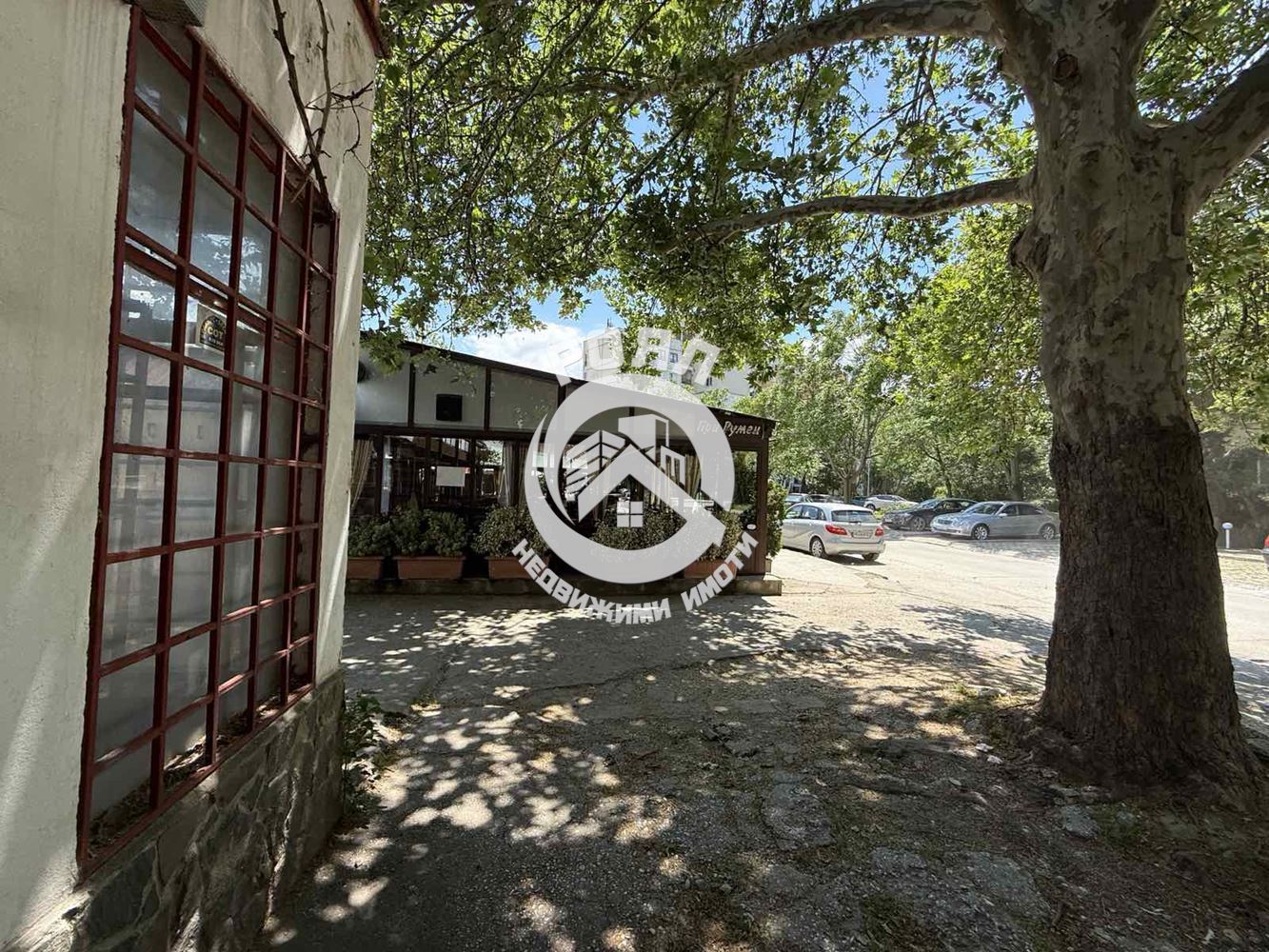 Роял Имоти продава Ексклузивно магазин в жк Тракия,гр.Пловдив - 0