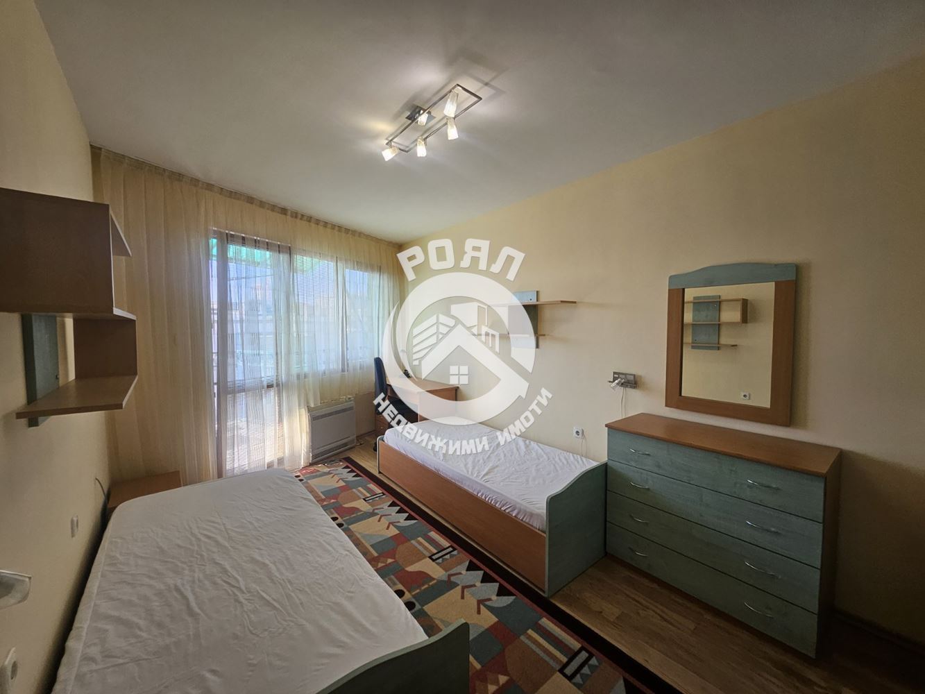 Роял имоти продава тристаен апартамент, Каменица 2, Пловдив - 0