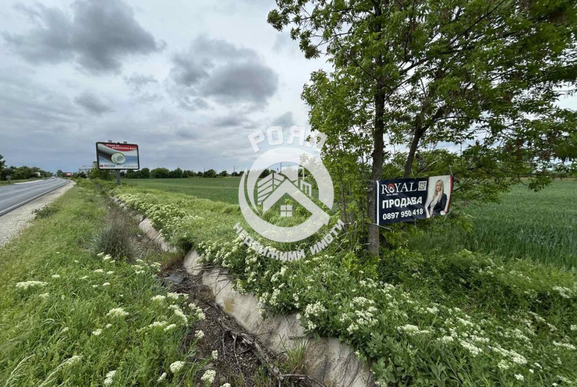 Роял Имоти продава ЕКСКЛУЗИВНО парцел в с.Граф Игнатиево,обл.Пловдив - 0