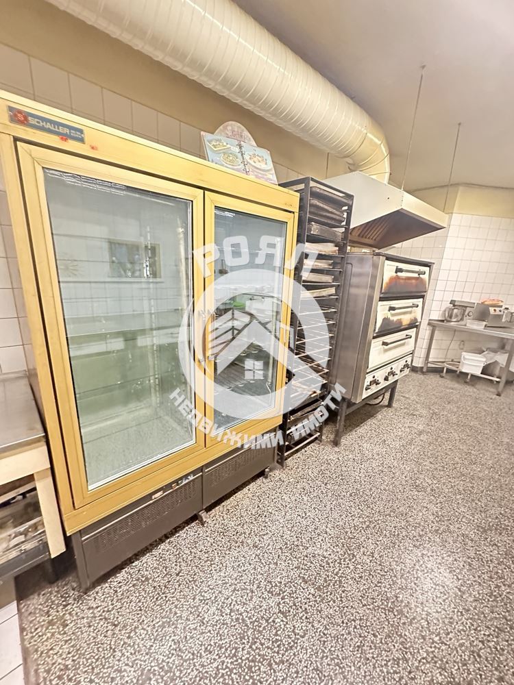 Роял Имоти отдава под наем оборудвана сладкарница в кв. Христо Смирненски, Пловдив - 0